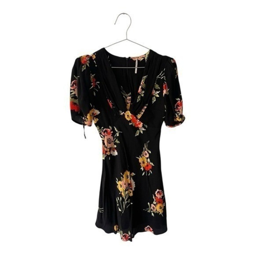 Free People Floral Mini Dress Women's Size 0 Short Sleeve‎ Feminine Fitted